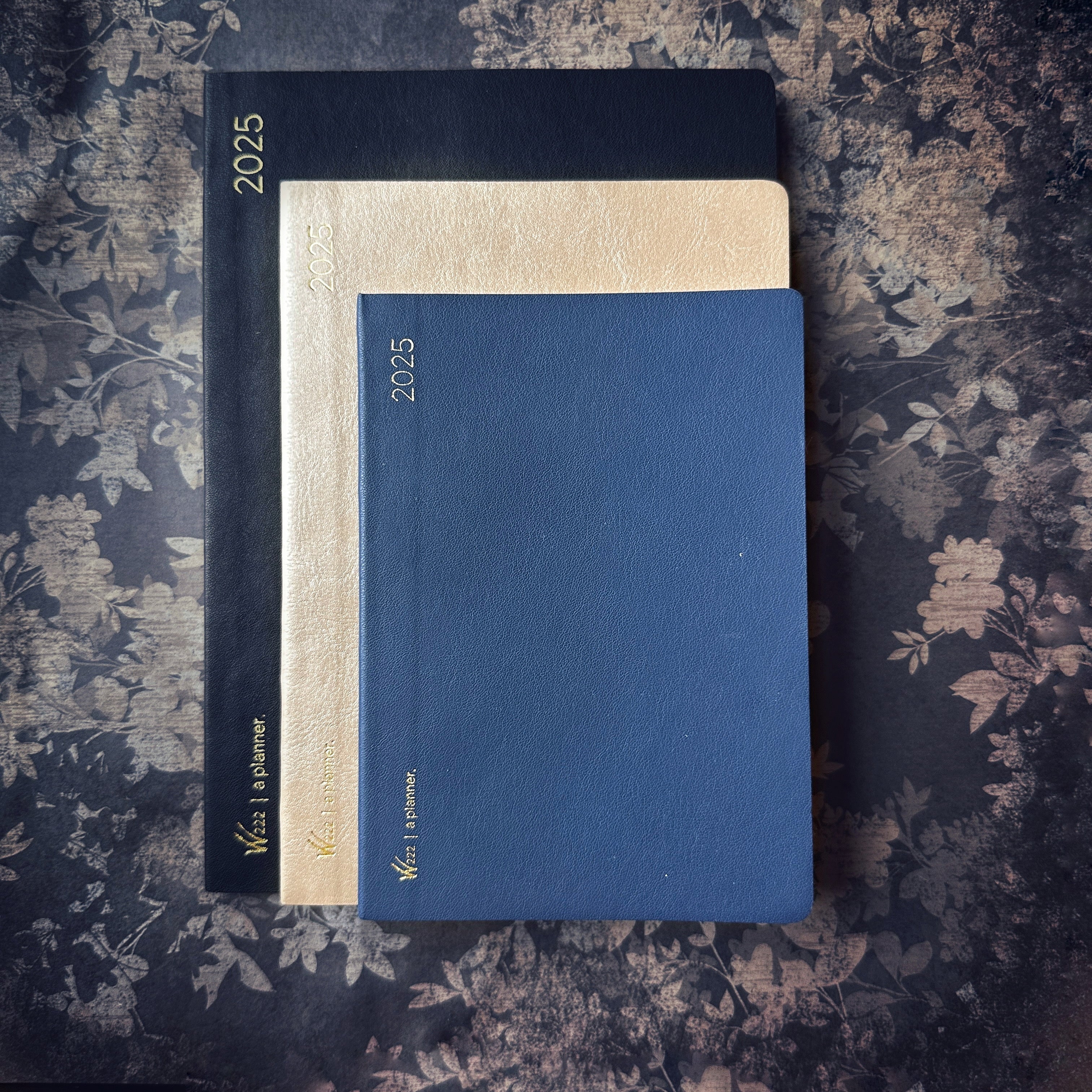 Wonderland222_2025_Tomoe_River_Paper_Planners.jpg
